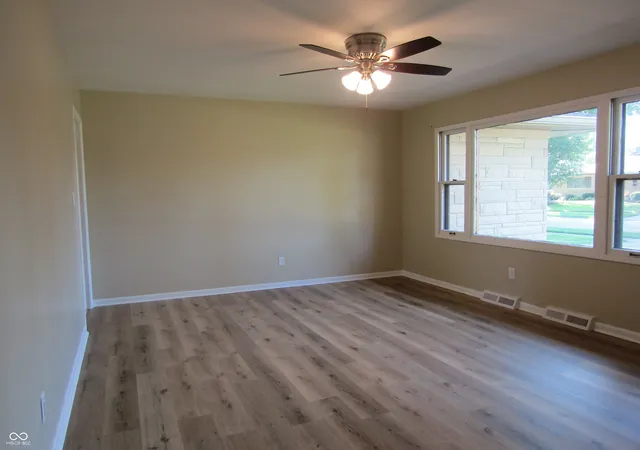 Photo 3 of Sale Pending at 128 Prairie Pkwy, Brownsburg, IN 46112 | MLS# 22123285 | Listing updated on 2026-09-22