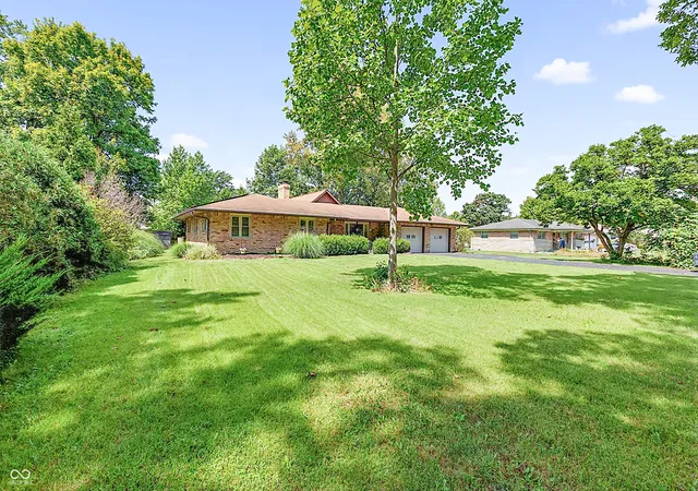 Photo 3 of Single family home for sale at 5626 Boy Scout Rd, Indianapolis, IN 46226 | MLS# 22123300 | Listing updated on 2026-10-06