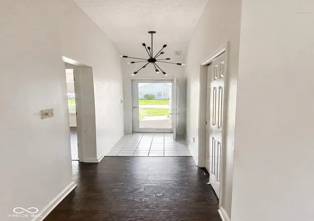 Photo 3 of Single family home for sale at 11510 Coastal Wy, Indianapolis, IN 46229 | MLS# 22123310 | Listing updated on 2026-09-01