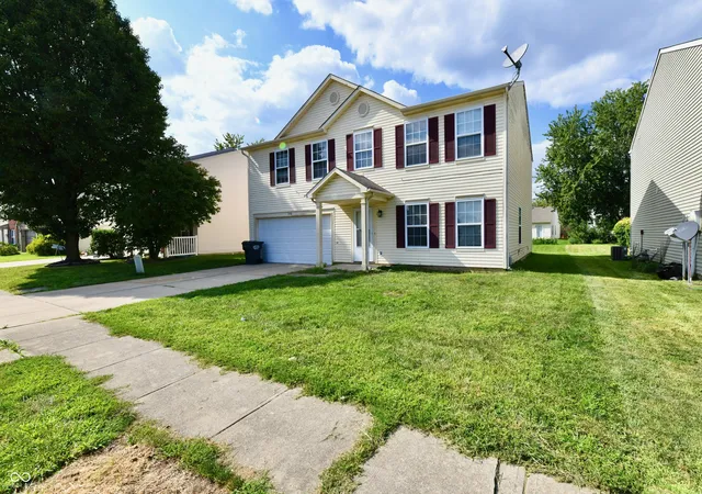 Photo 1 of Single family home for sale at 348 Winterset Way, Greenwood, IN 46143 | MLS# 22123318 | Listing updated on 2026-10-05