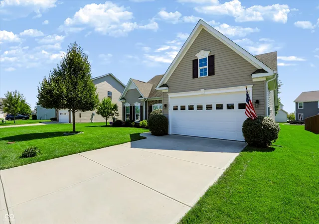 Photo 2 of Sale Pending at 10273 Legacy Dr, Brownsburg, IN 46112 | MLS# 22123328 | Listing updated on 2026-09-02