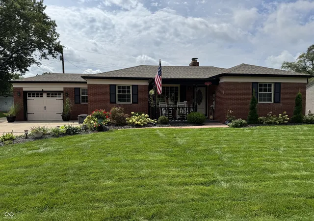 Photo 1 of Single family home for sale at 1405 E 8th Street, Anderson, IN 46012 | MLS# 22123345 | Listing updated on 2026-09-05