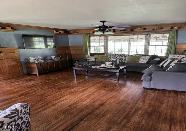 Photo 2 of Single family home for sale at 1405 E 8th Street, Anderson, IN 46012 | MLS# 22123345 | Listing updated on 2026-09-05