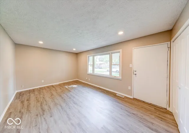 Photo 3 of Single family home for sale at 3226 Auburn Rd, Indianapolis, IN 46224 | MLS# 22123369 | Listing updated on 2026-09-15