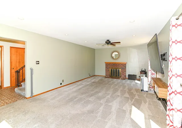 Photo 3 of Sale Pending at 6206 E Raymond St, Indianapolis, IN 46203 | MLS# 22123370 | Listing updated on 2026-10-05