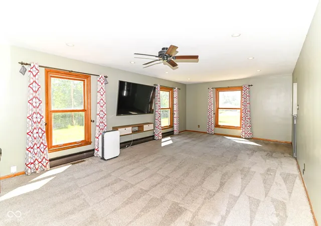 Photo 3 of Sale Pending at 6206 E Raymond St, Indianapolis, IN 46203 | MLS# 22123370 | Listing updated on 2026-10-05