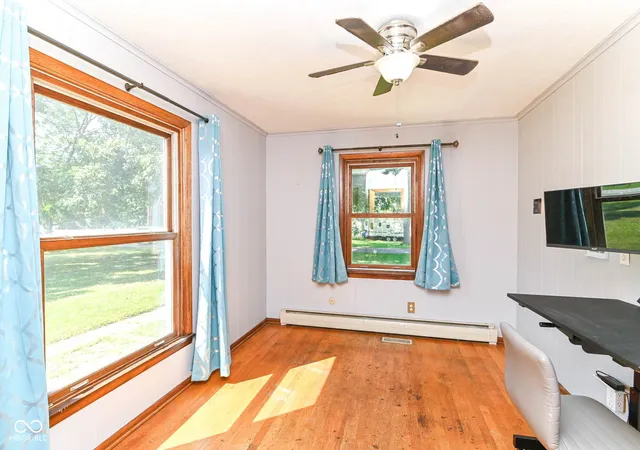 Photo 4 of Sale Pending at 6206 E Raymond St, Indianapolis, IN 46203 | MLS# 22123370 | Listing updated on 2026-10-05