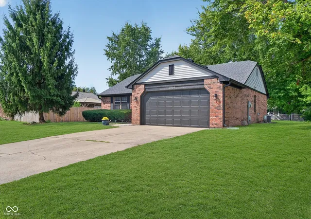 Photo 3 of Single family home for sale at 7416 Five Points Rd, Indianapolis, IN 46259 | MLS# 22123379 | Listing updated on 2026-10-02