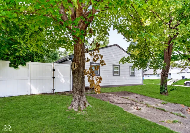 Photo 25 of Single family home for sale at 3763 N Brentwood Ave, Indianapolis, IN 46235 | MLS# 22123389 | Listing updated on 2026-08-31