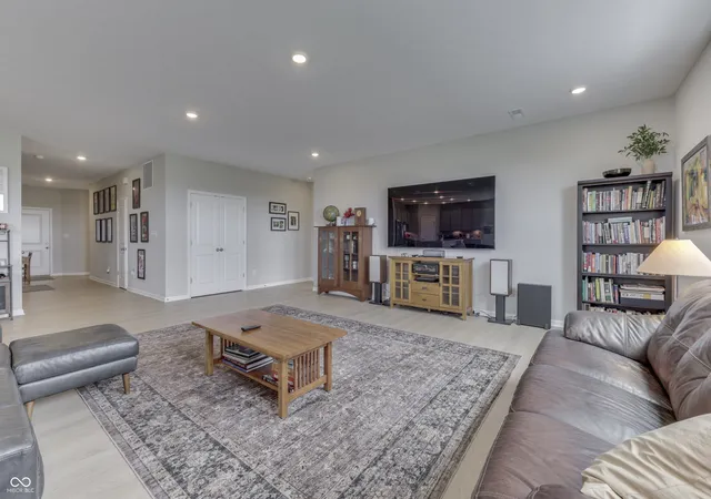 Photo 3 of Sale Pending at 5419 Volanti Way, Greenwood, IN 46143 | MLS# 22123400 | Listing updated on 2026-09-17