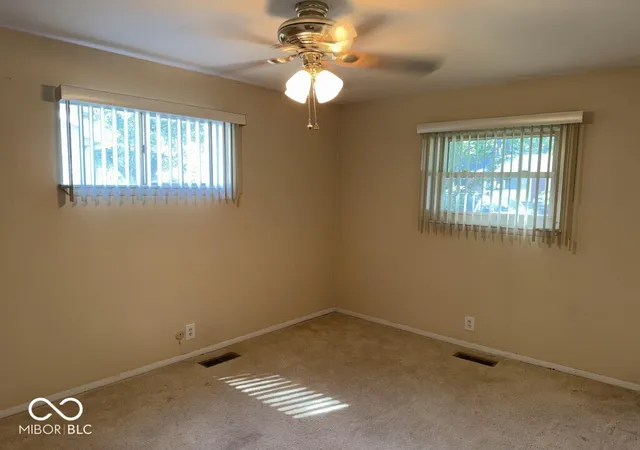 Photo 4 of Sale Pending at 1911 S Kathy Dr, Muncie, IN 47302 | MLS# 22123404 | Listing updated on 2026-09-22