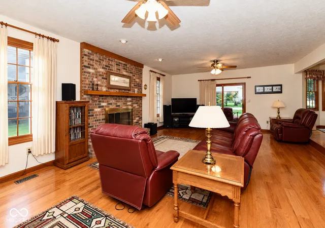 Photo 4 of Single family home for sale at 7061 W Carrie Dr, New Palestine, IN 46163 | MLS# 22123406 | Listing updated on 2026-09-15