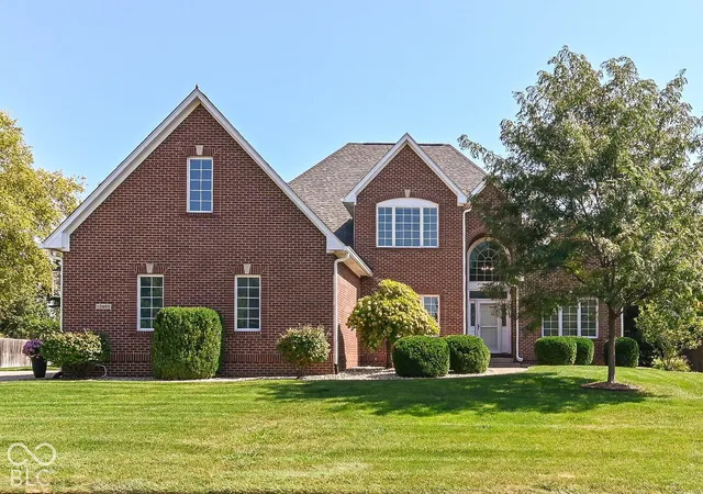 Photo 1 of Sale Pending at 13429 Water Crst Dr, Fishers, IN 46038 | MLS# 22123422 | Listing updated on 2026-10-01