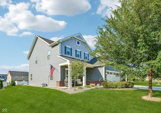 Photo 2 of Single family home for sale at 6399 Torrington St, Brownsburg, IN 46112 | MLS# 22123428 | Listing updated on 2026-09-17