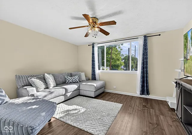 Photo 4 of Sale Pending at 508 S State, Greenfield, IN 46140 | MLS# 22123431 | Listing updated on 2026-10-02