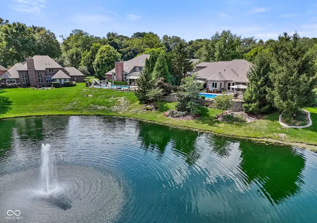 Photo 3 of Single family home for sale at 1775 Windward Dr, Greenwood, IN 46143 | MLS# 22123450 | Listing updated on 2026-09-13