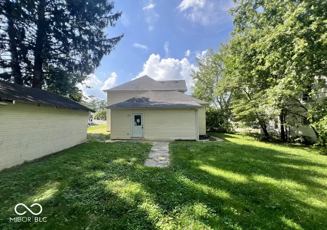 Photo 3 of Single family home for sale at 430 Bundy Ave, New Castle, IN 47362 | MLS# 22123460 | Listing updated on 2026-09-01