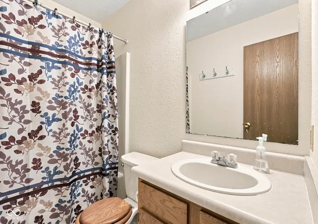 Photo 4 of Sale Pending at 7627 Dancy Dr, Indianapolis, IN 46239 | MLS# 22123475 | Listing updated on 2026-09-29