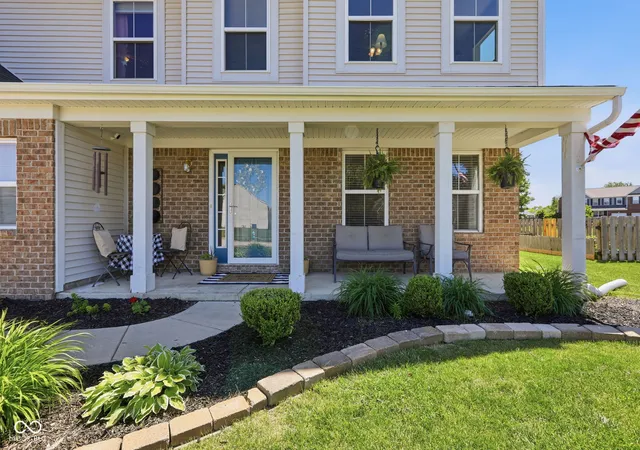 Photo 3 of Single family home for sale at 4789 Summit Lake Pl, Indianapolis, IN 46239 | MLS# 22123485 | Listing updated on 2026-09-23