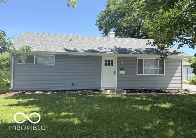 Photo 1 of Sale Pending at 2742 W 18th Street, Anderson, IN 46011 | MLS# 22123513 | Listing updated on 2026-09-03