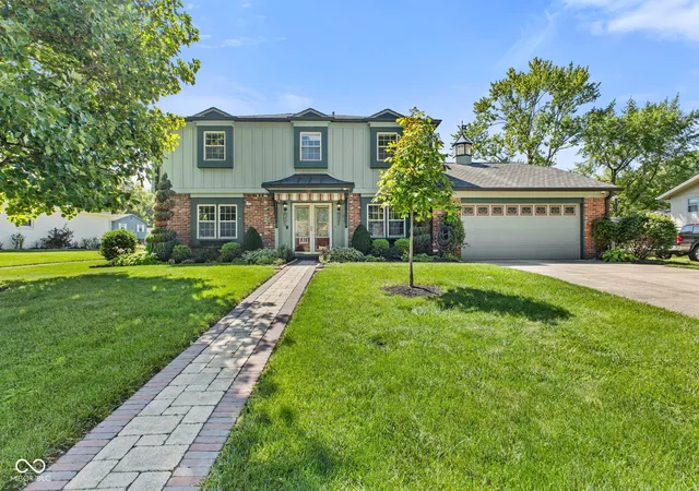 Photo 3 of Sale Pending at 8433 Warrington Dr, Indianapolis, IN 46234 | MLS# 22123518 | Listing updated on 2026-09-16