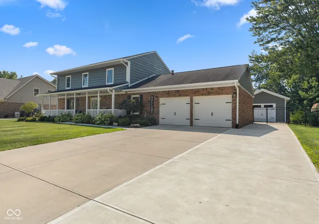 Photo 3 of Sale Pending at 9 Marley Ct, Whiteland, IN 46184 | MLS# 22123520 | Listing updated on 2026-09-16