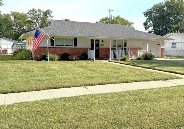 Photo 1 of Sale Pending at 1502 Rosewood Ln, Crawfordsville, IN 47933 | MLS# 22123543 | Listing updated on 2026-09-01