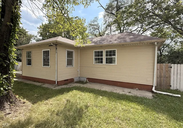 Photo 2 of Single family home for sale at 1439 W Hanna Ave, Indianapolis, IN 46217 | MLS# 22123545 | Listing updated on 2026-08-31
