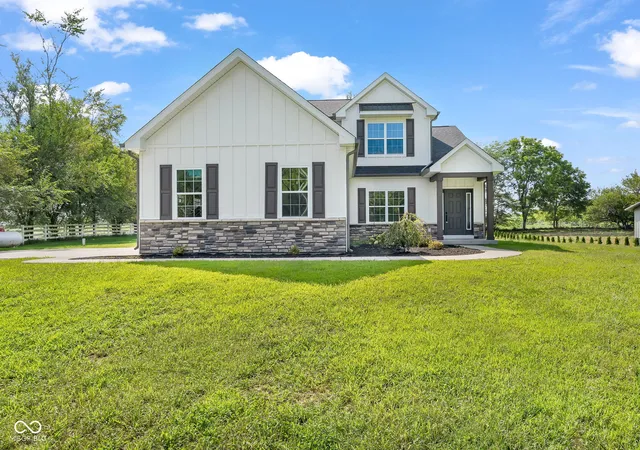 Single family home for sale at 379 S Schenck Rd, Crawfordsville, IN 47933 | MLS# 22123552