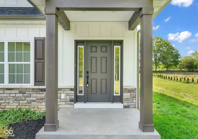 Photo 3 of Single family home for sale at 379 S Schenck Rd, Crawfordsville, IN 47933 | MLS# 22123552 | Listing updated on 2026-09-19