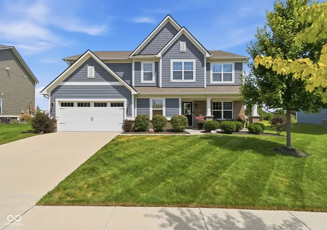 Photo 1 of Single family home for sale at 15614 Whelchel Dr, Fishers, IN 46037 | MLS# 22123572 | Listing updated on 2026-09-16