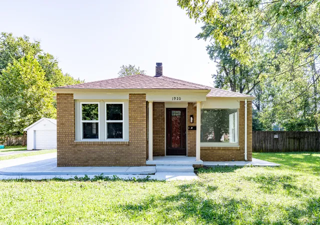 Photo 1 of Single family home for sale at 1920 Euclid Dr, Anderson, IN 46011 | MLS# 22123579 | Listing updated on 2026-09-06