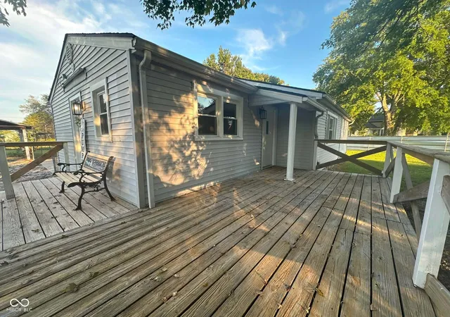 Photo 1 of Sale Pending at 544 E Hilltop Dr, Scottsburg, IN 47170 | MLS# 22123617 | Listing updated on 2026-09-21
