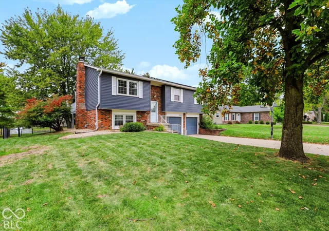 Photo 3 of Single family home for sale at 11912 Wainwright Blvd, Fishers, IN 46038 | MLS# 22123662 | Listing updated on 2026-10-23