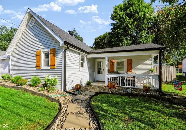 Photo 1 of Single family home for sale at 350 Hamilton Ave, Franklin, IN 46131 | MLS# 22123672 | Listing updated on 2026-09-04