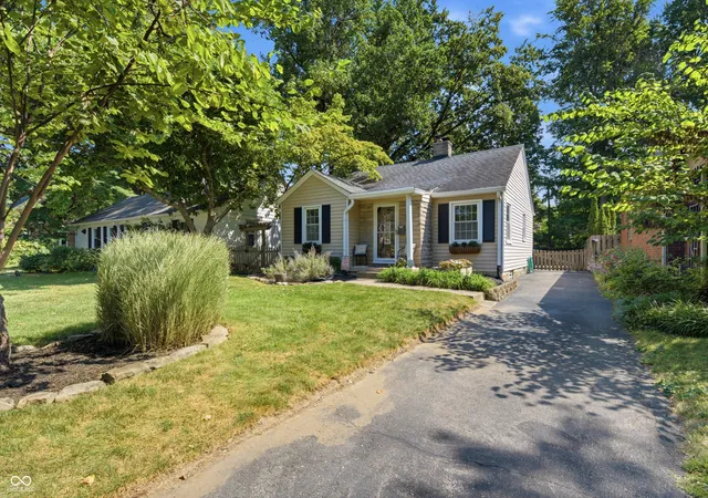 Photo 3 of Single family home for sale at 5947 Indianola Ave, Indianapolis, IN 46220 | MLS# 22123677 | Listing updated on 2026-09-15