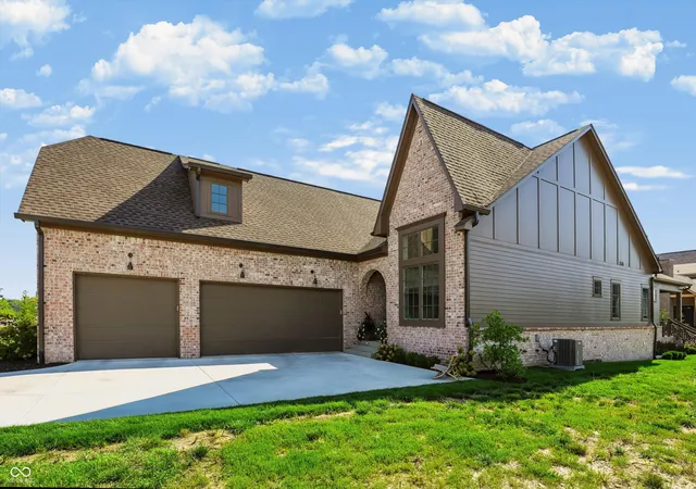 Photo 3 of Single family home for sale at 3588 Marketplace Ct, Zionsville, IN 46077 | MLS# 22123694 | Listing updated on 2026-09-30