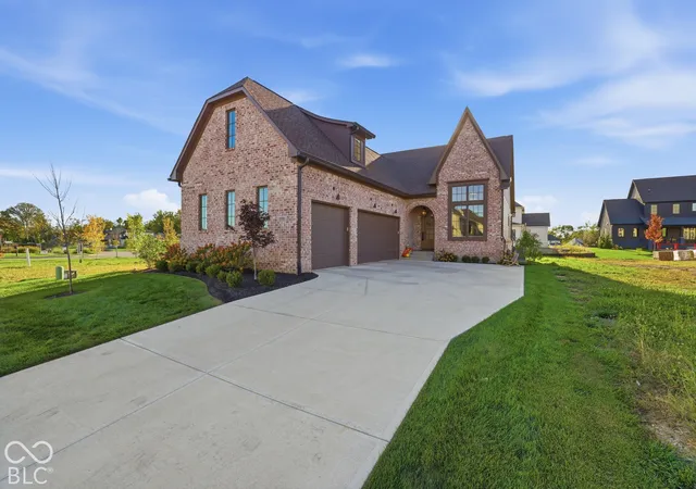 Photo 3 of Single family home for sale at 3588 Marketplace Ct, Zionsville, IN 46077 | MLS# 22123694 | Listing updated on 2026-10-08