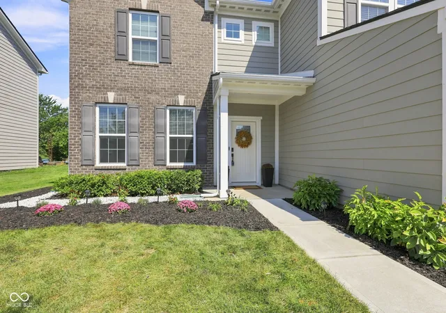 Photo 3 of Sale Pending at 11864 Crossbill Ct, Noblesville, IN 46060 | MLS# 22123700 | Listing updated on 2026-09-12