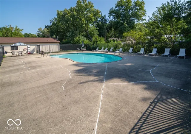 Photo 28 of Condo for sale at 14 Druid Hl Ct, Carmel, IN 46032 | MLS# 22123735 | Listing updated on 2026-09-04