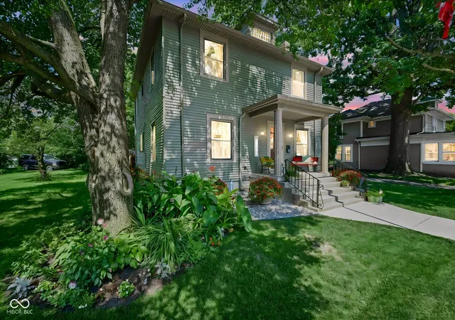 Photo 2 of Single family home for sale at 1120 W Walnut St, Kokomo, IN 46901 | MLS# 22123776 | Listing updated on 2026-09-05