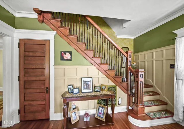 Photo 3 of Single family home for sale at 1120 W Walnut St, Kokomo, IN 46901 | MLS# 22123776 | Listing updated on 2026-09-05