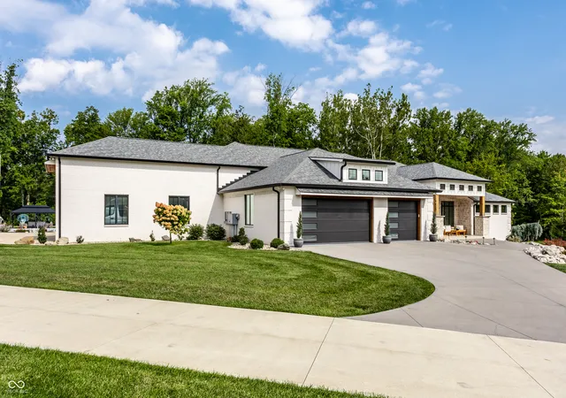 Photo 2 of Single family home for sale at 6902 Highland Ridge Ct, Indianapolis, IN 46237 | MLS# 22123800 | Listing updated on 2026-09-05