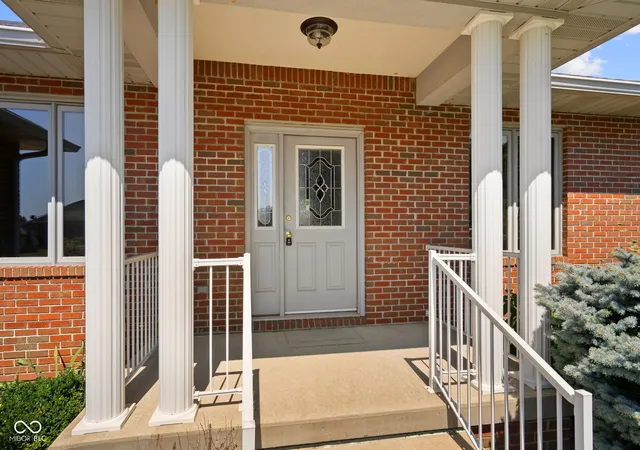 Photo 4 of Sale Pending at 1768 E Bill Brown Ct, Brazil, IN 47834 | MLS# 22123818 | Listing updated on 2026-09-06