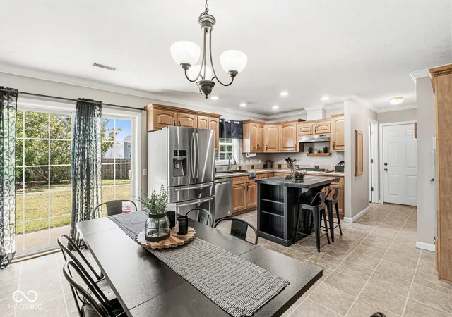 Single family home for sale at 1816 Chinkapin Ct, Shelbyville, IN 46176 | MLS# 22123821 | Listing updated on 2026-09-04