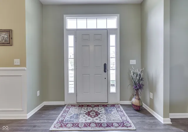 Photo 4 of Sale Pending at 3141 Autumn Run, Bargersville, IN 46106 | MLS# 22123879 | Listing updated on 2026-09-23