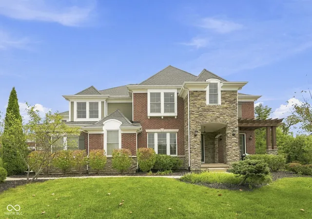 Photo 3 of Sale Pending at 14909 Harvest Glen S, Fishers, IN 46037 | MLS# 22123923 | Listing updated on 2026-09-22