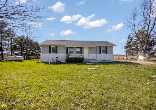 Photo 1 of Sale Pending at 27440 Six Points Rd, Sheridan, IN 46069 | MLS# 22123930 | Listing updated on 2026-09-23