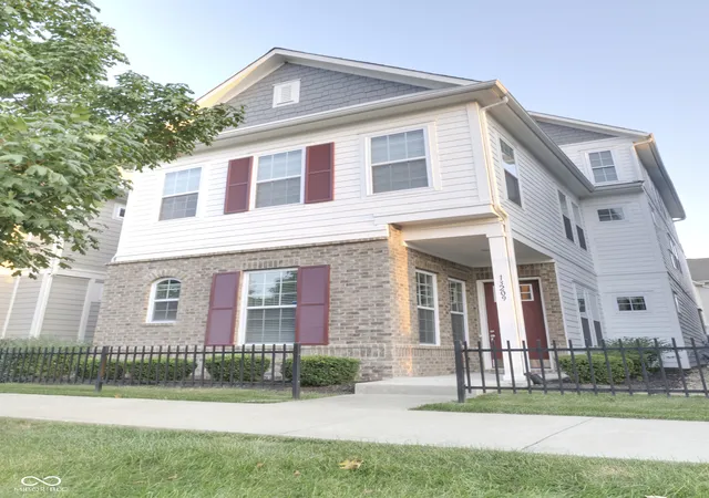 Photo 1 of Single family home for sale at 13209 E 131st Street, Fishers, IN 46037 | MLS# 22123984 | Listing updated on 2026-09-24