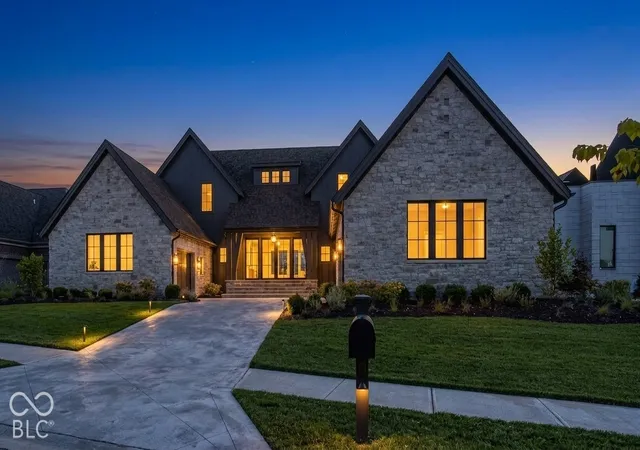 Photo 2 of Mansion for sale at 1445 Chatham Ridge Ct, Westfield, IN 46074 | MLS# 22123988 | Listing updated on 2026-09-30